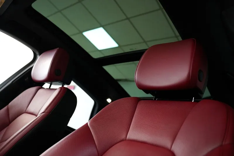 Porsche Macan S 3.0 Diesel 4x4 Image 8