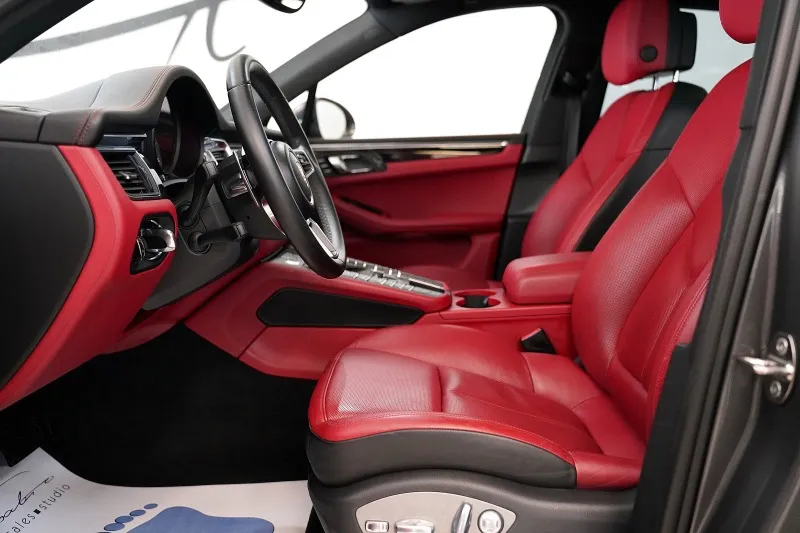 Porsche Macan S 3.0 Diesel 4x4 Image 9